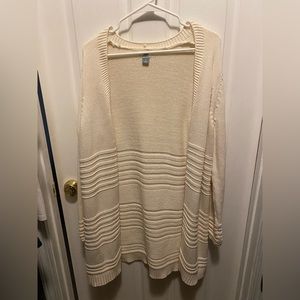 Long Sleeved Knit Cardigan